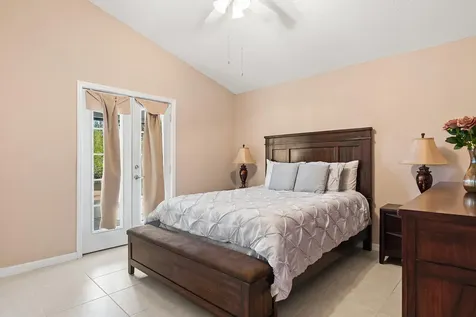 922 Jackson Way Hutchinson Island FL 34949