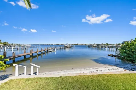 200 N Lake Drive Lantana FL 33462
