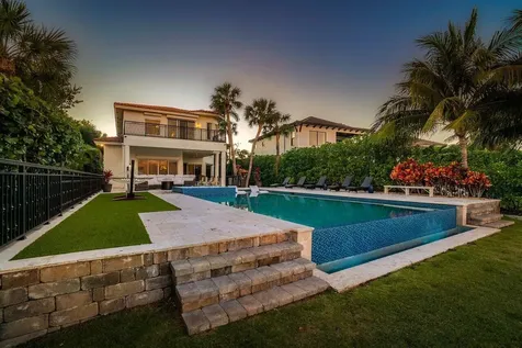 200 N Lake Drive Lantana FL 33462