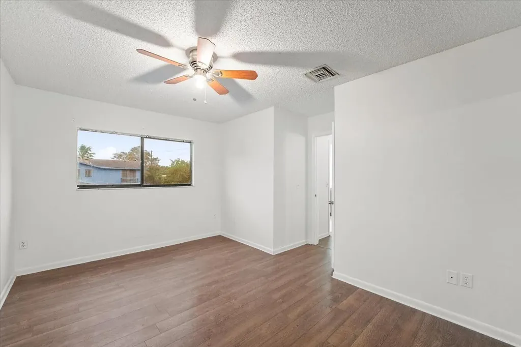 4749 Holly Lake Drive Lake Worth FL 33463