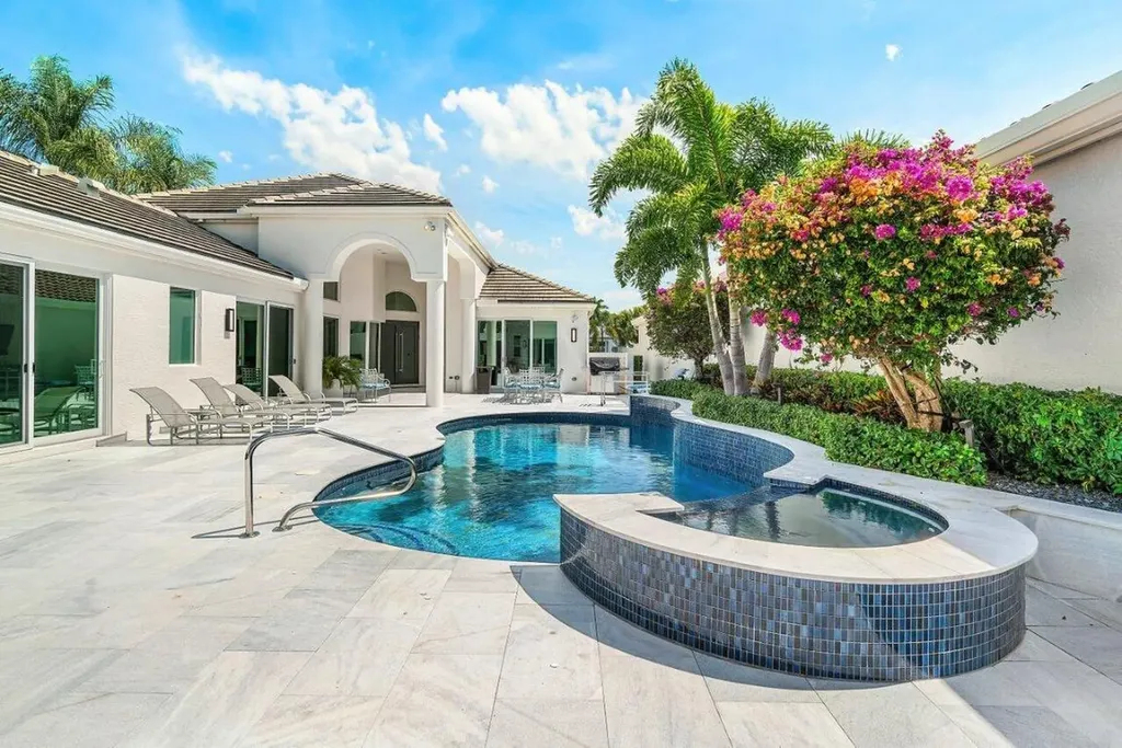 3506 NW Clubside Circle Boca Raton FL 33496