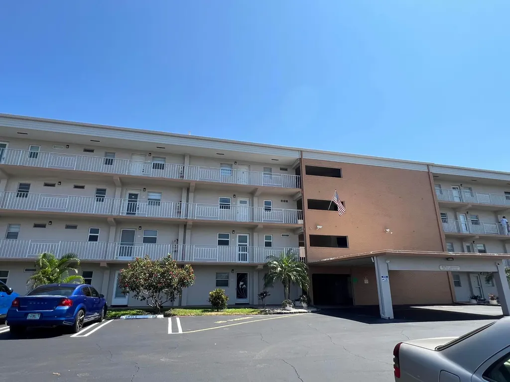 230 NE 26th Avenue Boynton Beach FL 33435