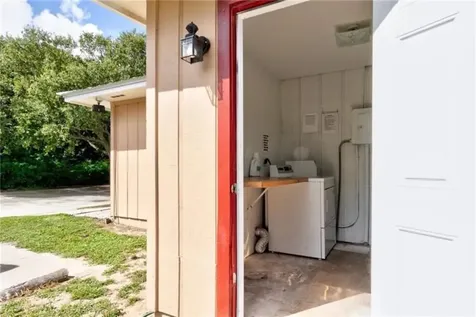 958 Louisiana Avenue Sebastian FL 32958