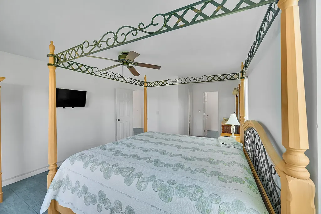 13791 Flora Place Delray Beach FL 33484