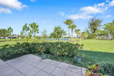 13791 Flora Place Delray Beach FL 33484