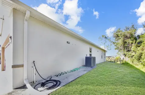852 Jordan Avenue Sebastian FL 32958