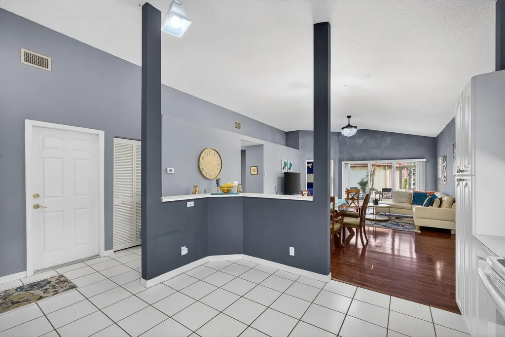 5156 Elpine Way Palm Beach Gardens FL 33418