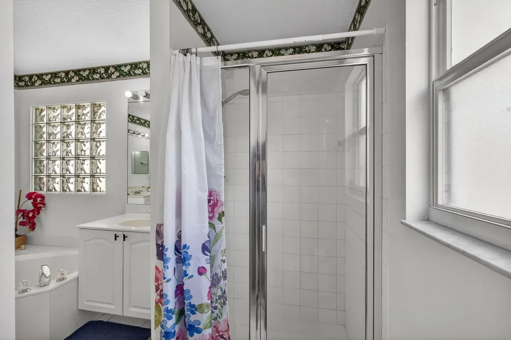 5156 Elpine Way Palm Beach Gardens FL 33418