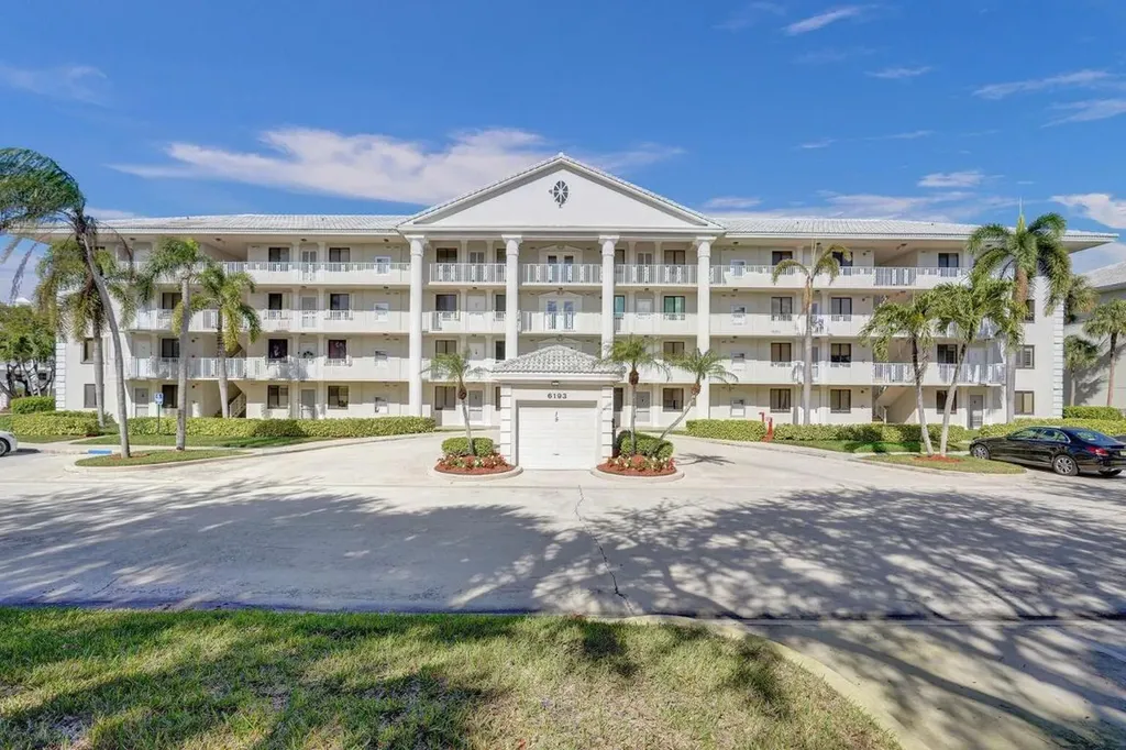 6193 Balboa Circle Boca Raton FL 33433