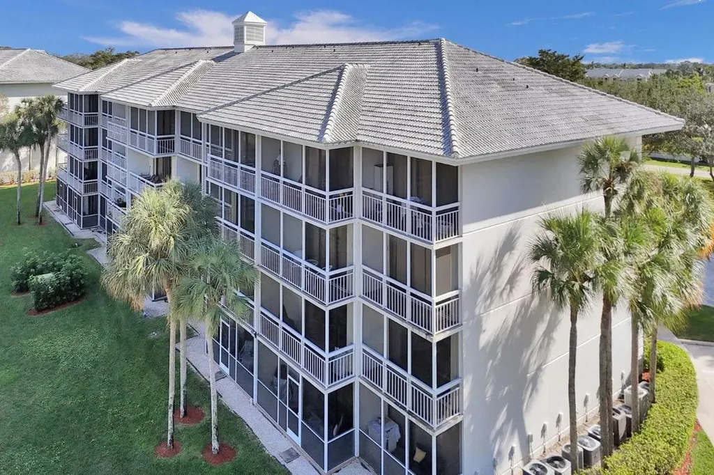 6193 Balboa Circle Boca Raton FL 33433