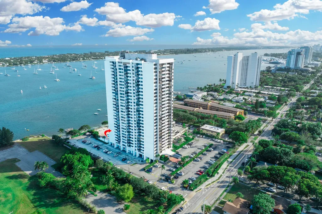 5600 N Flagler Drive West Palm Beach FL 33407