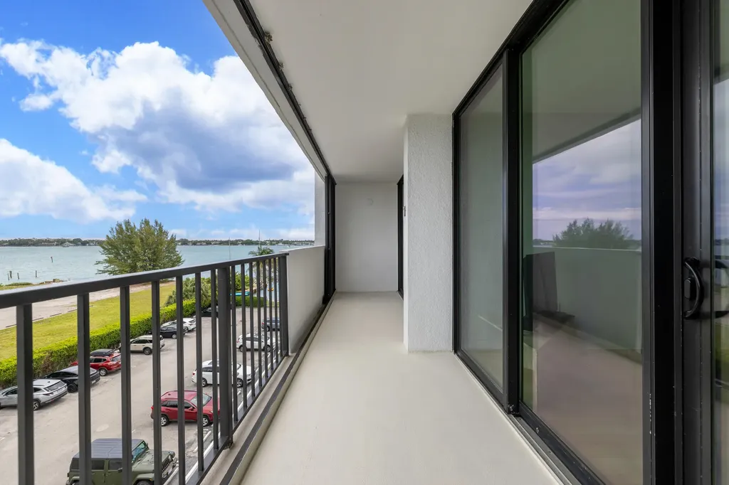 5600 N Flagler Drive West Palm Beach FL 33407