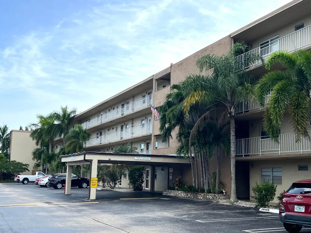 330 NE 26th Avenue Boynton Beach FL 33435