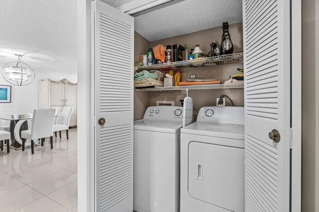5589 Fairway Park Drive Boynton Beach FL 33437