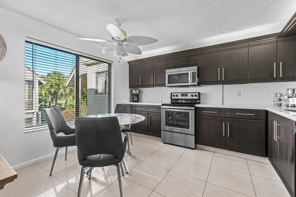5589 Fairway Park Drive Boynton Beach FL 33437
