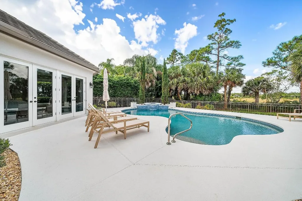13201 Oakmeade Palm Beach Gardens FL 33418