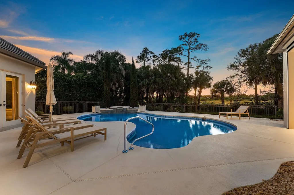 13201 Oakmeade Palm Beach Gardens FL 33418