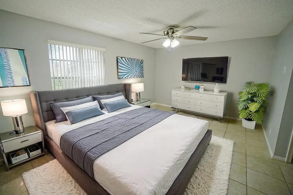 2828 Casita Way Delray Beach FL 33445