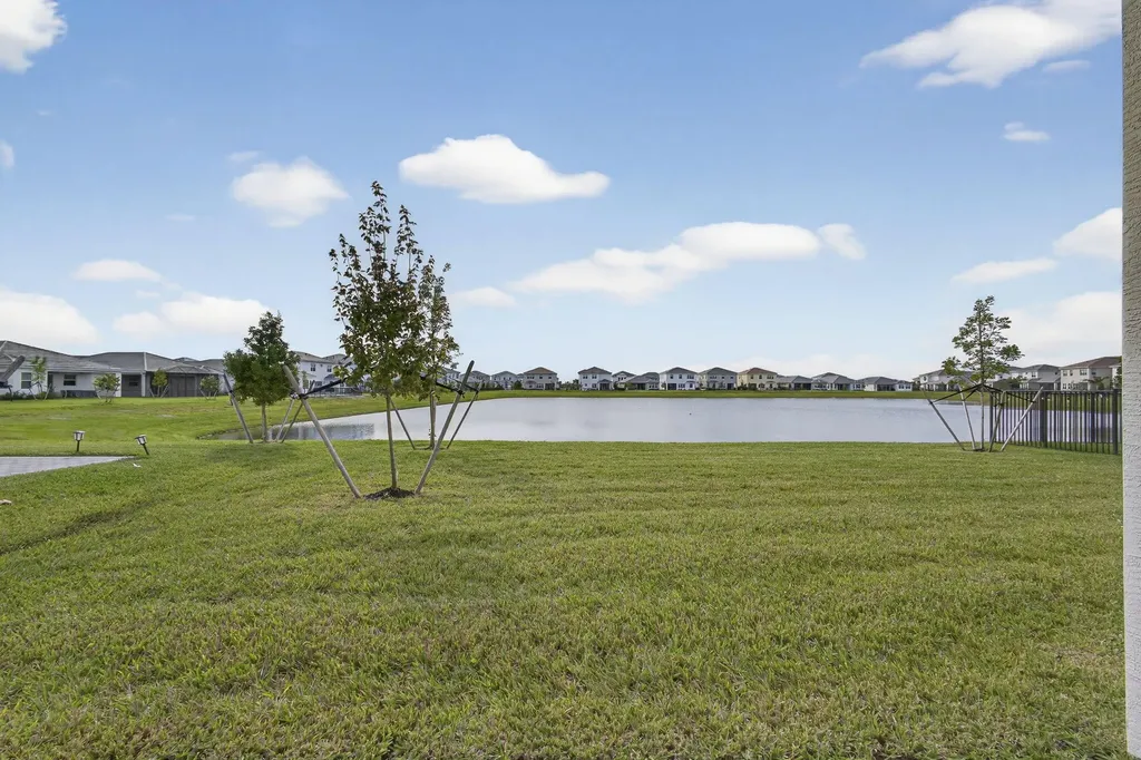 14052 Spruce Pine Drive The Acreage FL 33470