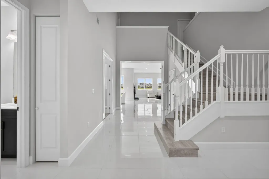 14052 Spruce Pine Drive The Acreage FL 33470
