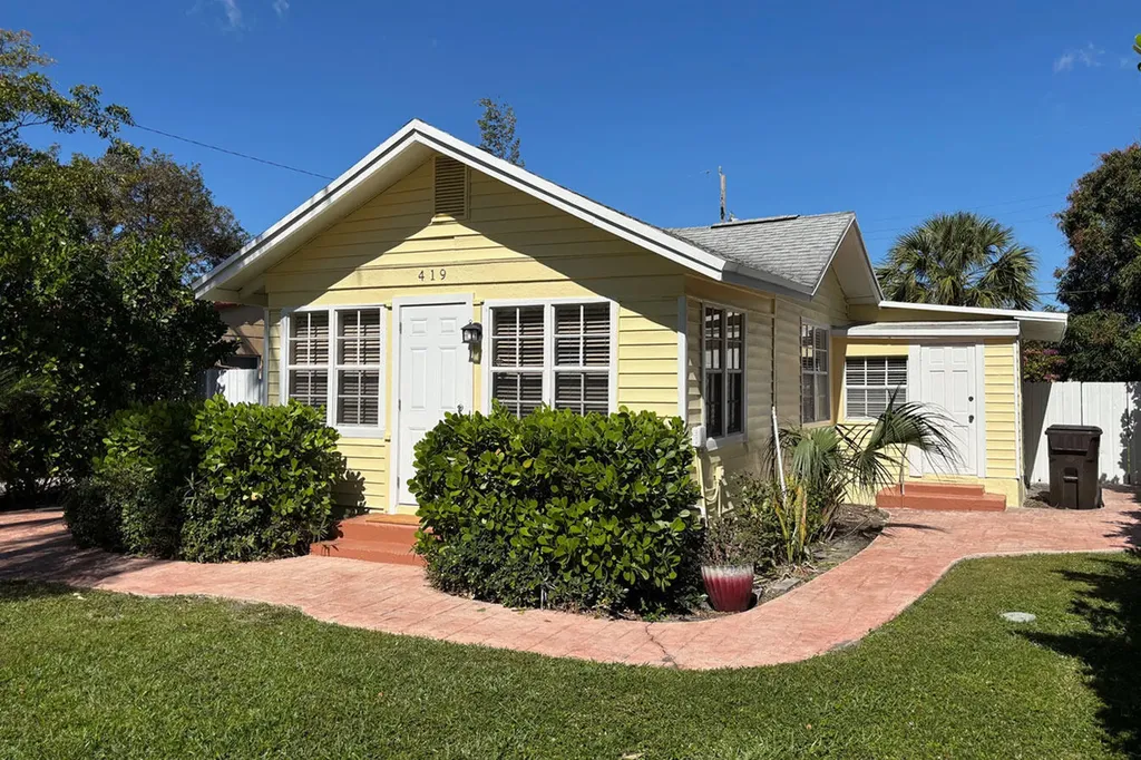 419 43rd Street West Palm Beach FL 33407