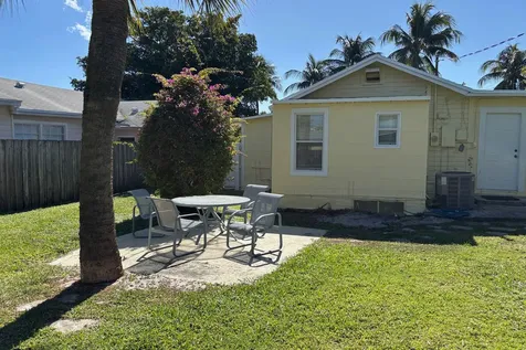 419 43rd Street West Palm Beach FL 33407
