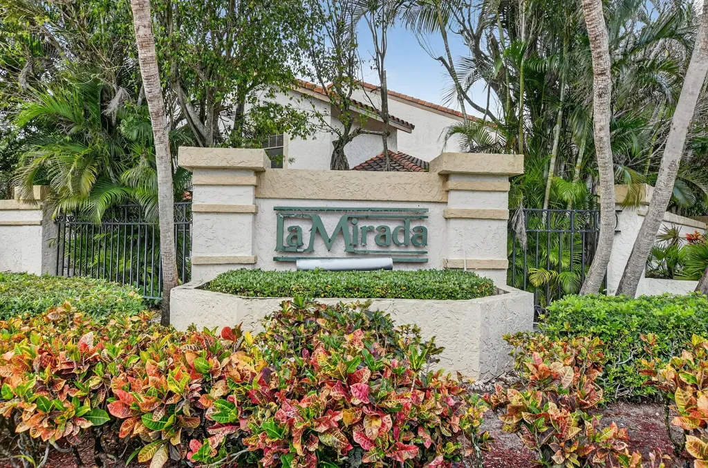 7844 La Mirada Drive Boca Raton FL 33433