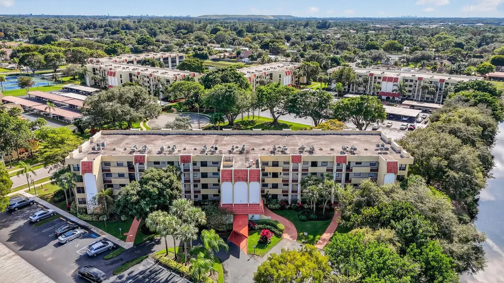 23345 Carolwood Lane Boca Raton FL 33428