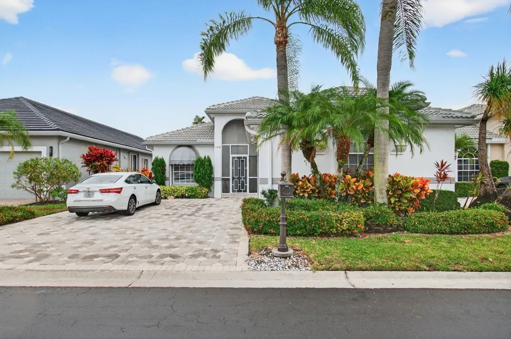 11910 Fountainside Circle Boynton Beach FL 33437
