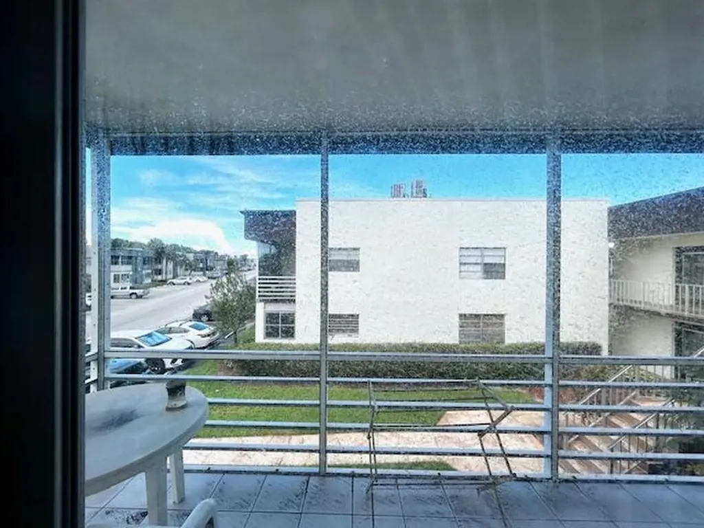 715 Normandy O Delray Beach FL 33484