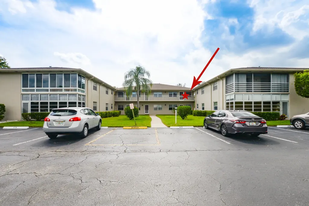 8 Lake Vista Trail Port St Lucie FL 34952