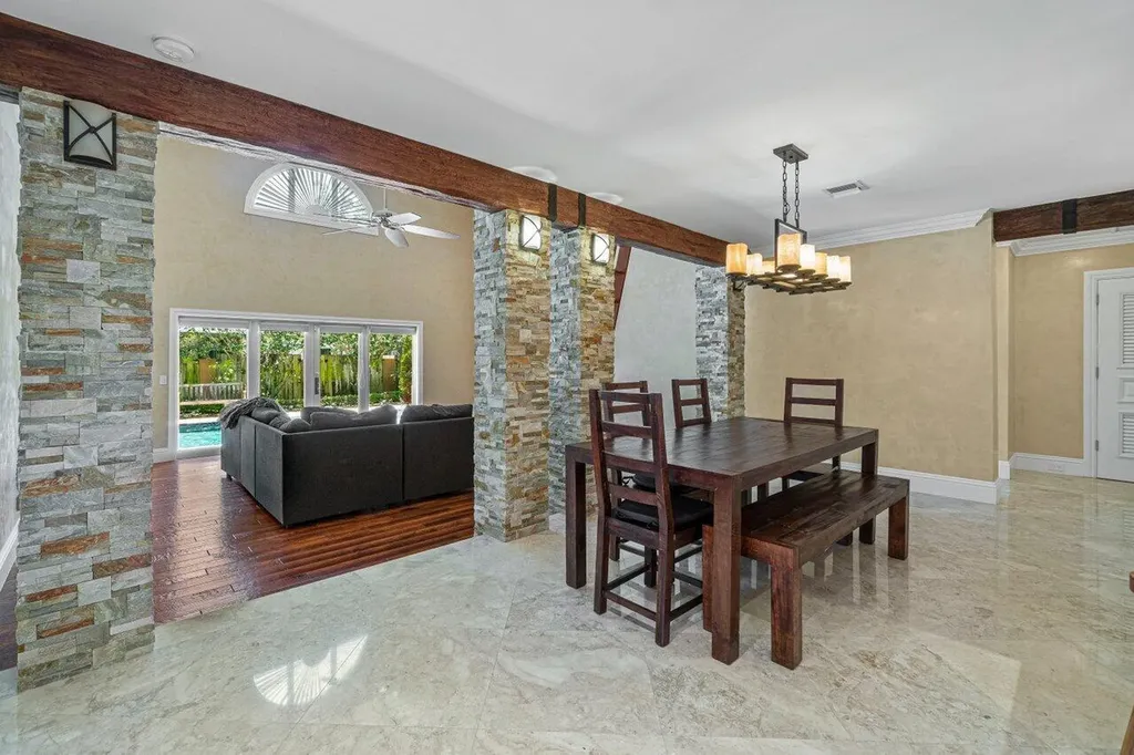 870 NW 7th Street Boca Raton FL 33486