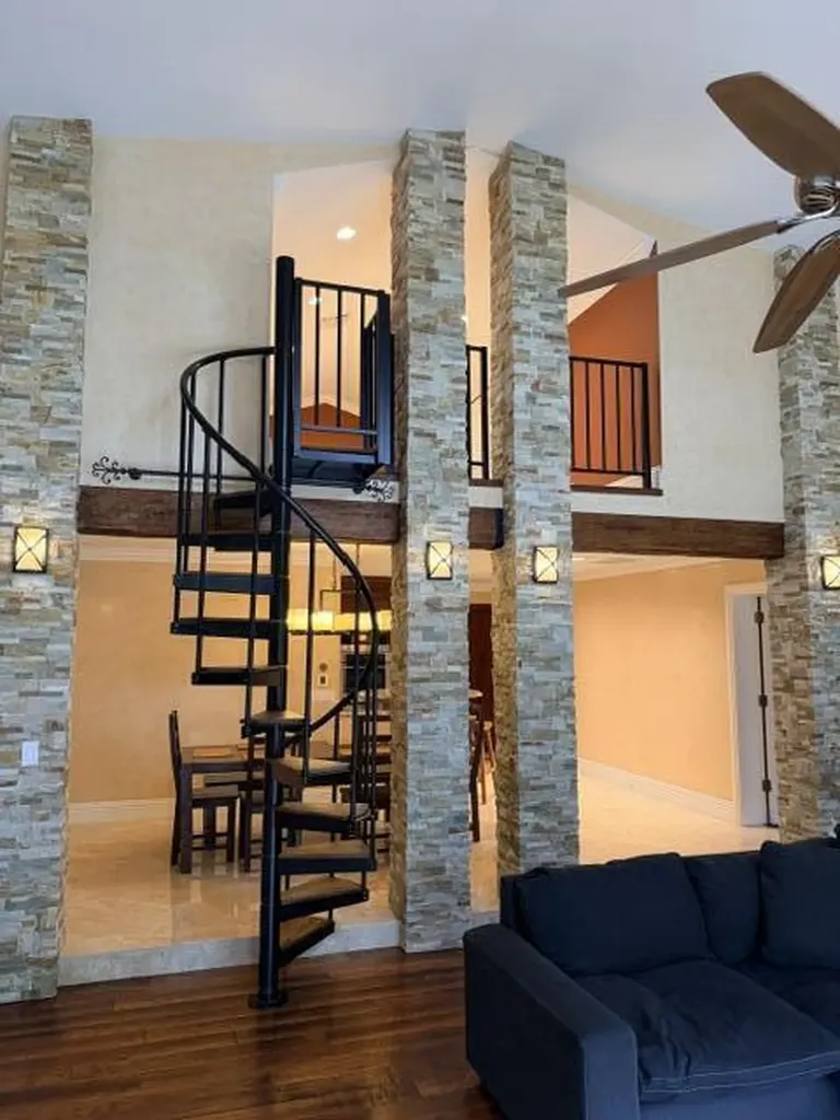870 NW 7th Street Boca Raton FL 33486