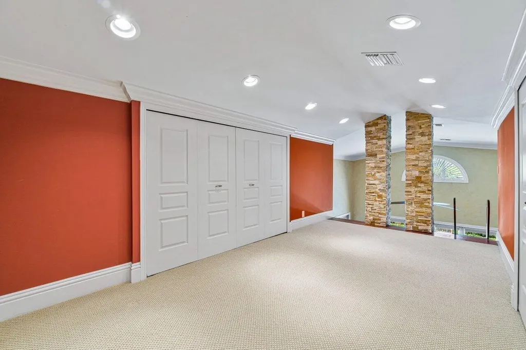 870 NW 7th Street Boca Raton FL 33486