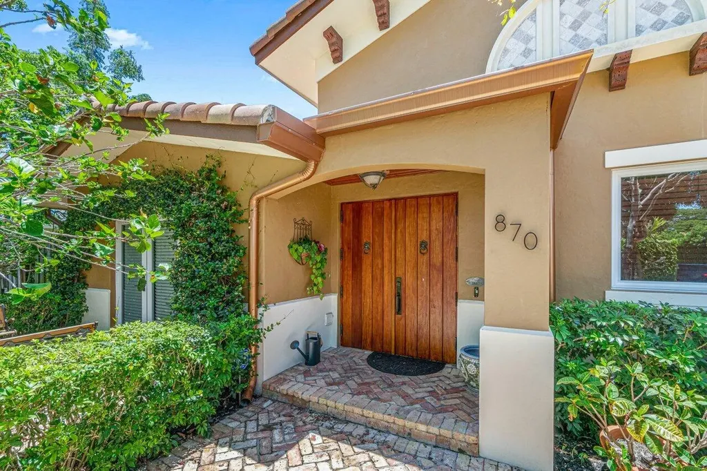 870 NW 7th Street Boca Raton FL 33486