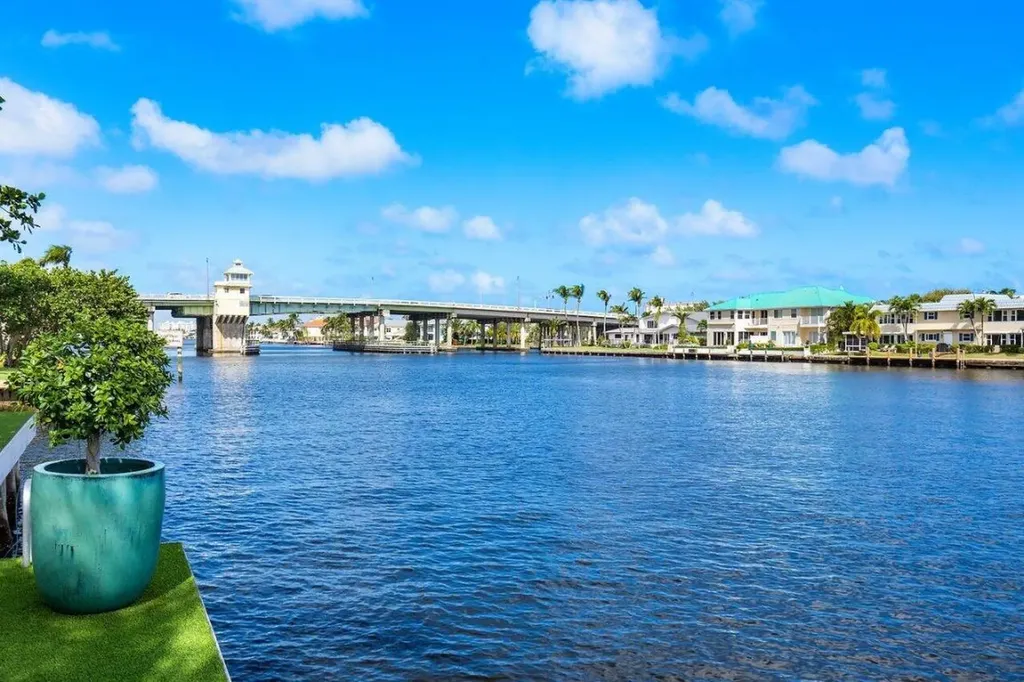 963 Eve Street Delray Beach FL 33483