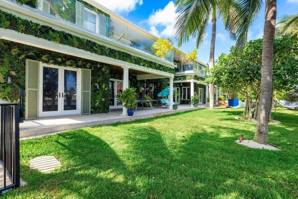 963 Eve Street Delray Beach FL 33483