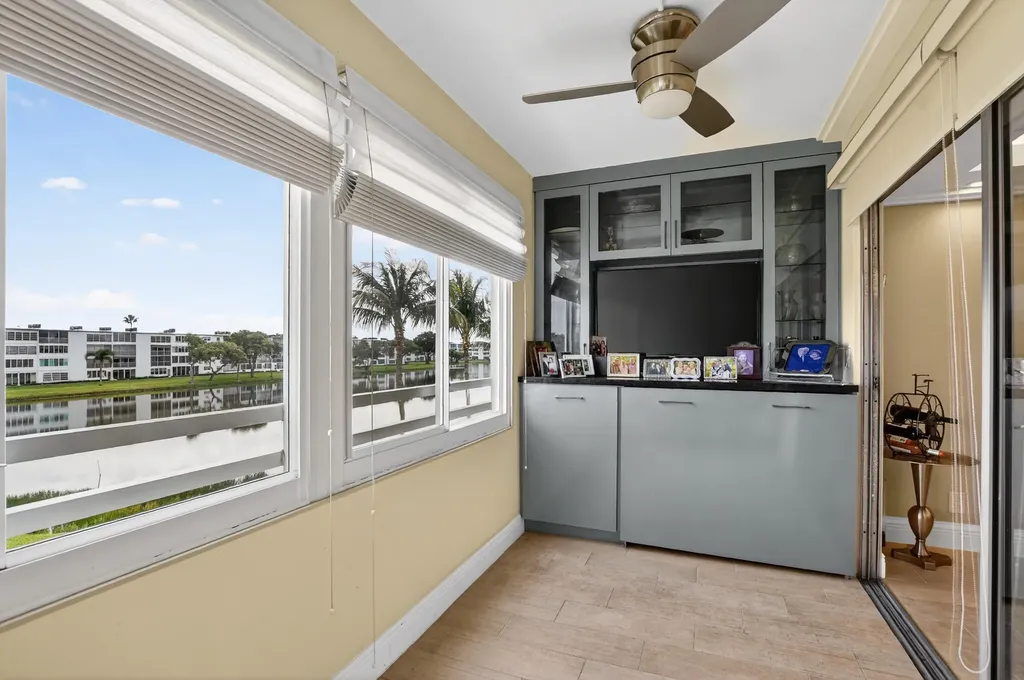 3080 Yarmouth D Boca Raton FL 33434