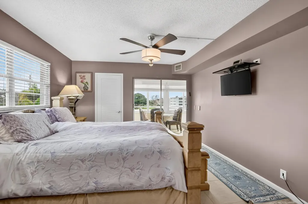 3080 Yarmouth D Boca Raton FL 33434