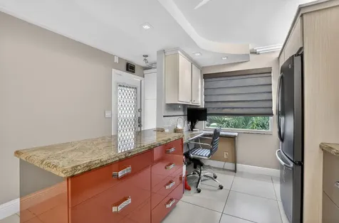 3080 Yarmouth D Boca Raton FL 33434