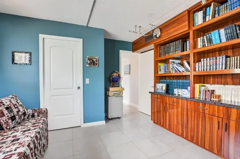 3080 Yarmouth D Boca Raton FL 33434