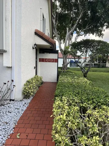 10711 Ocean Palm Way Boynton Beach FL 33437