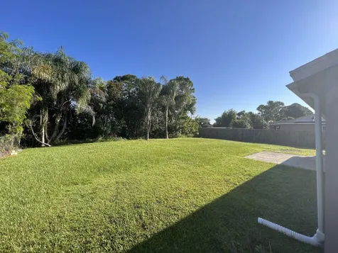 271 NW Archer Avenue Port St Lucie FL 34983