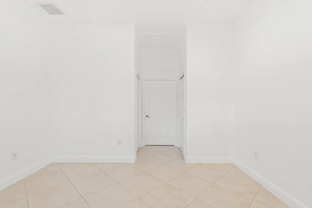 9353 Rodeo Drive Lake Worth FL 33467