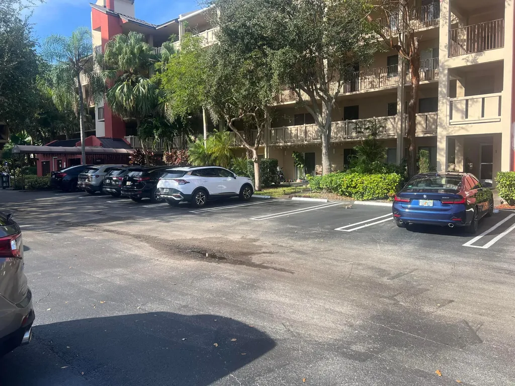 2208 S Cypress Bend Drive Pompano Beach FL 33069