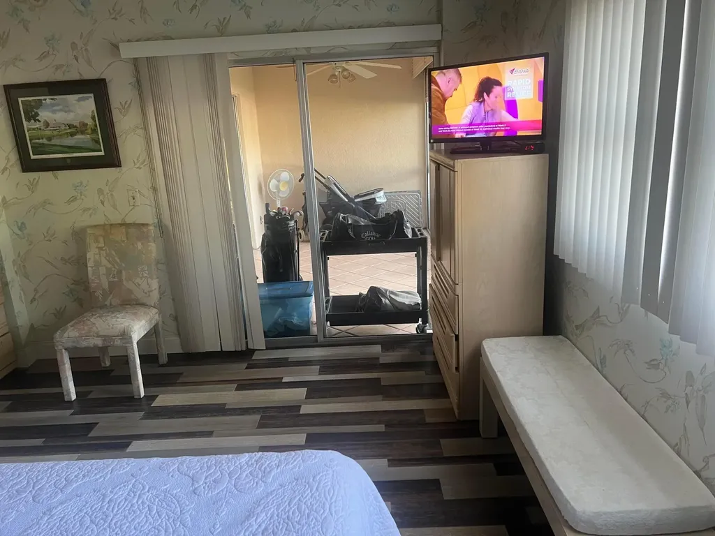 2208 S Cypress Bend Drive Pompano Beach FL 33069