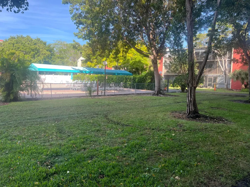 2208 S Cypress Bend Drive Pompano Beach FL 33069