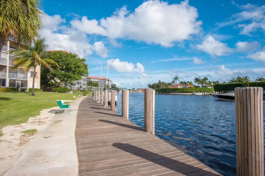 230 N Federal Highway Deerfield Beach FL 33441