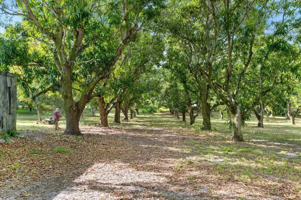1908 Hypoluxo Road Lake Worth FL 33462