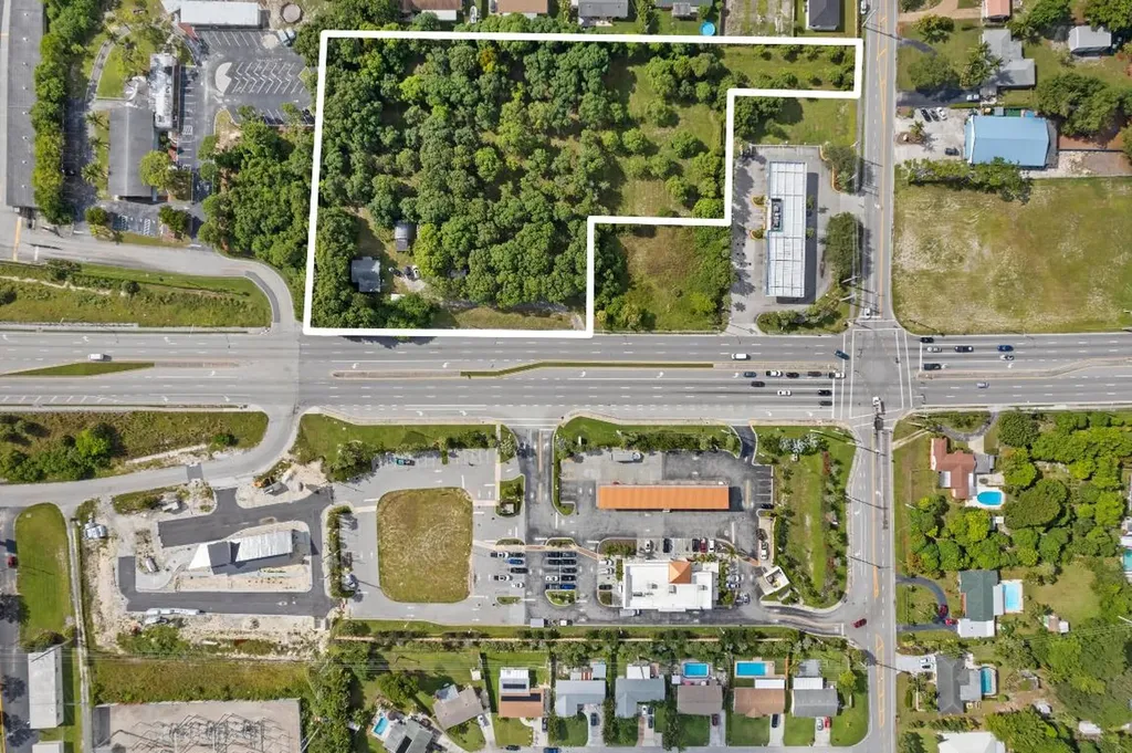1908 Hypoluxo Road Lake Worth FL 33462